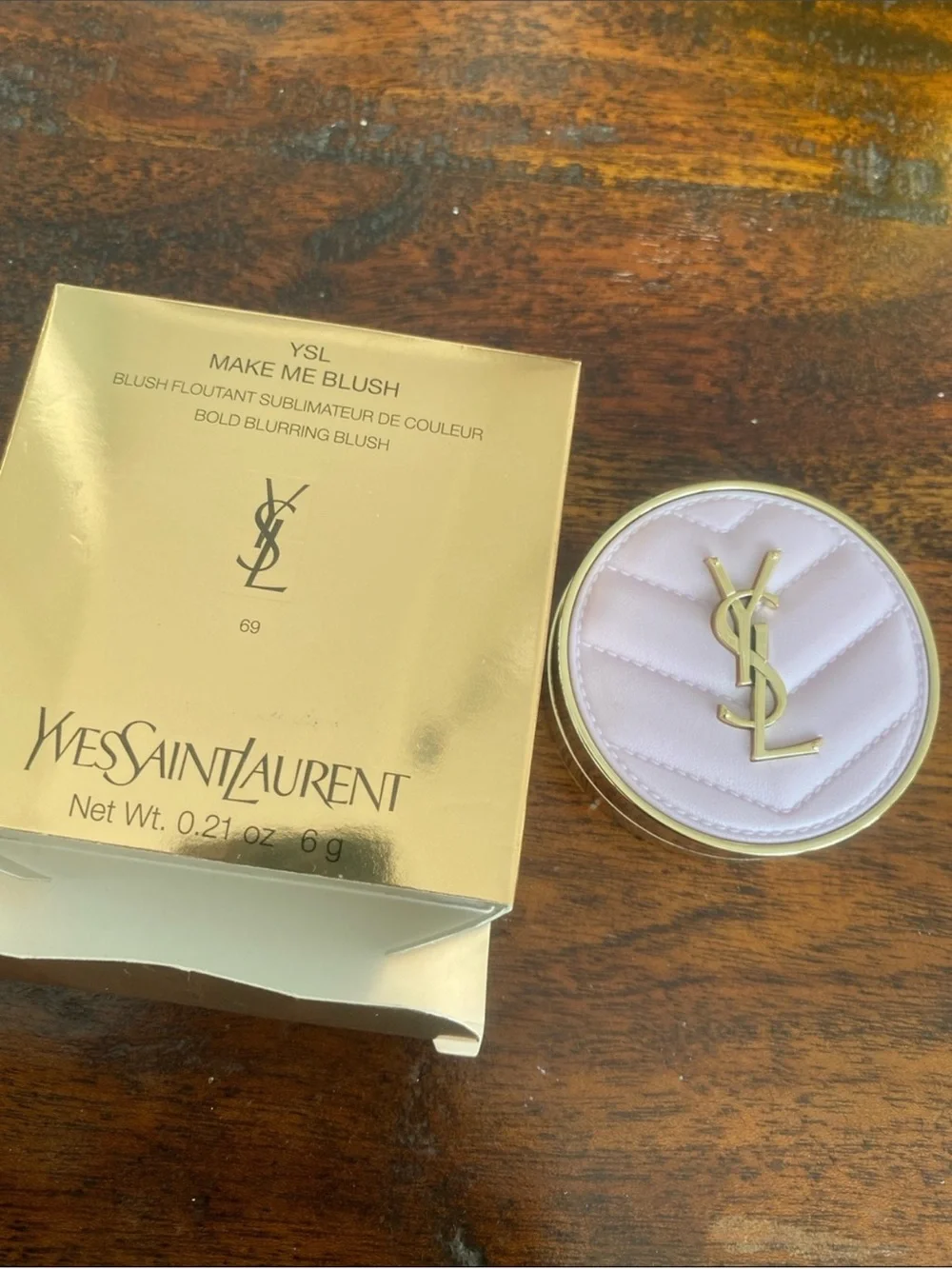 Yves Saint Laurent Make Me Blush Compact in Gold